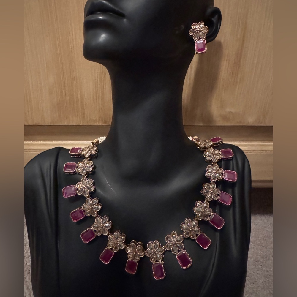 Champaign and Purple Floral Necklace Set